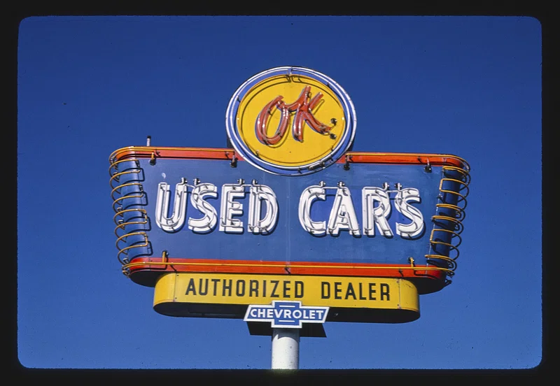 car dealership outdoor signs ideas